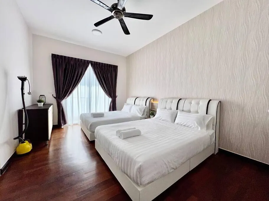 Melaka Silverscape Stay -3Room/8Pax/55'Tv/Tv-Box 0*, Malacca Malaysia