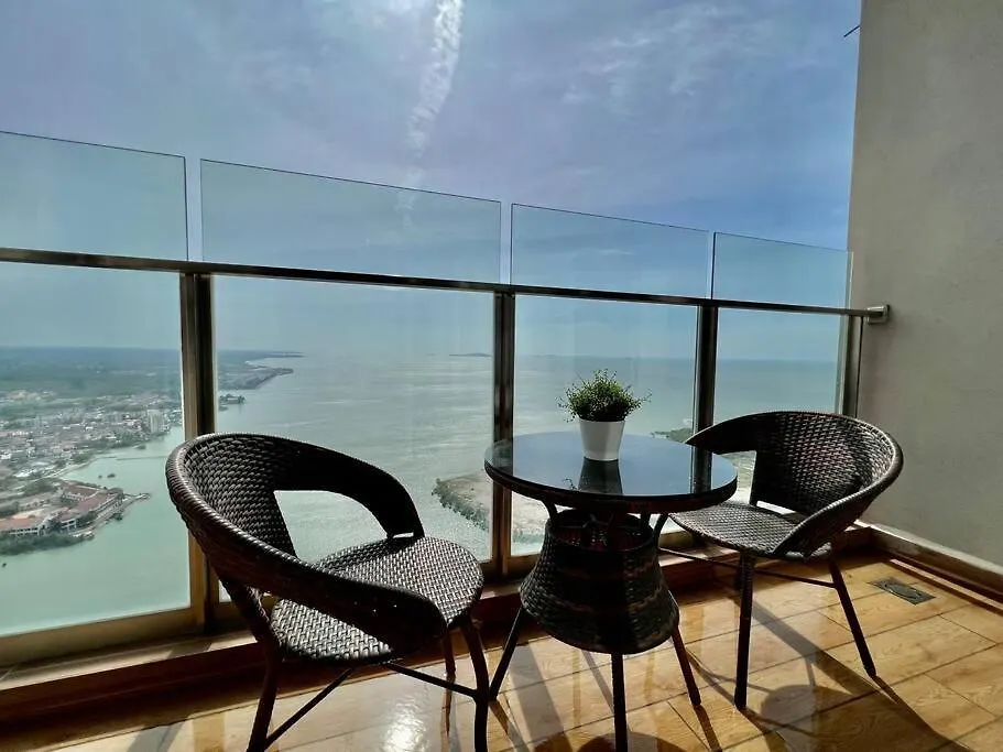Melaka Silverscape Stay -3Room/8Pax/55'Tv/Tv-Box